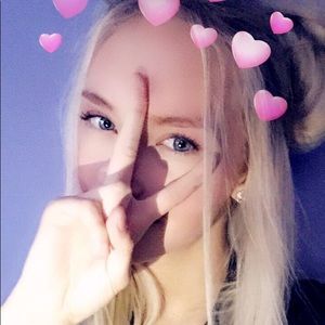 Meet your Posher, Raeanna